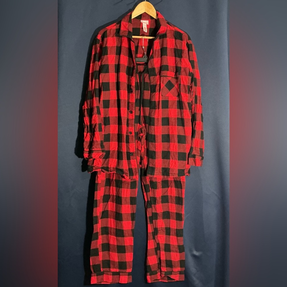 Wondershop Red and Black Plaid Pajama Set